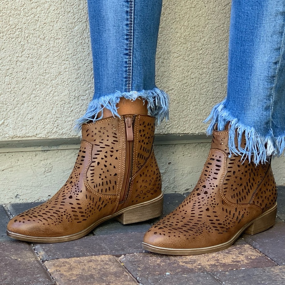 Cognac Perforated Pointy Toe Western Ankle Bootie - Picture 3 of 8